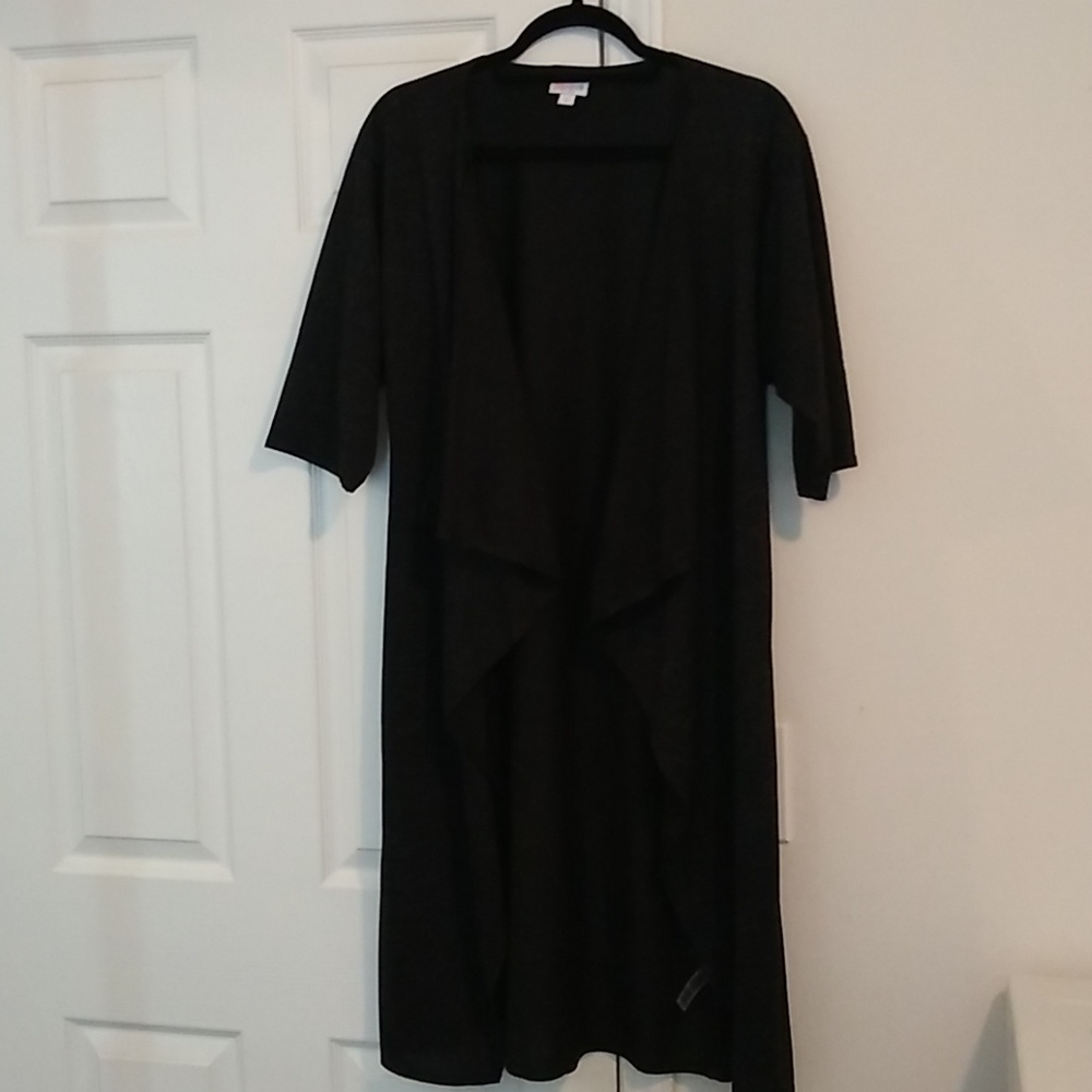 Lularoe Shirley Small Black and Gray marled knit